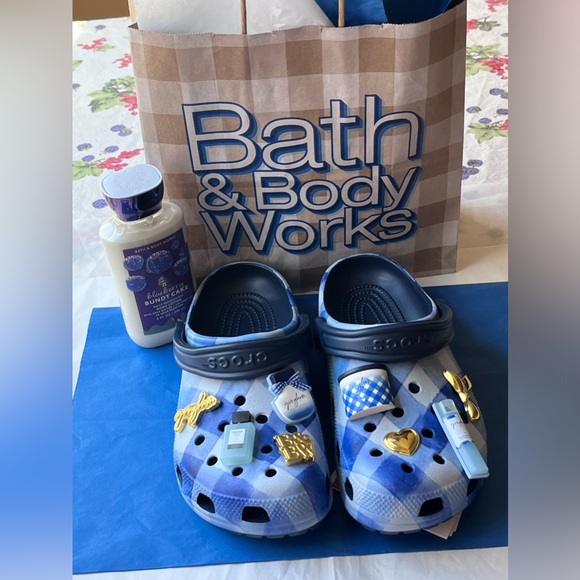 ππ€π BATH & BODY WORKS X GINGHAM CROCS BUNDLE ππ€π NWT ππ€π - Picture 11 of 16